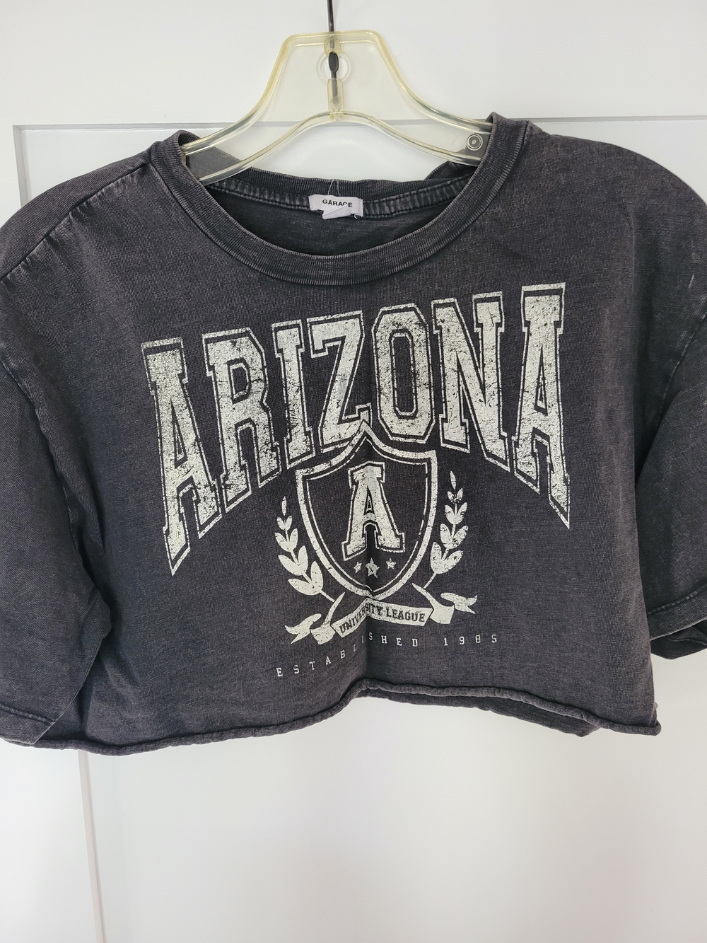 Garage Girls' Arizona Cropped Graphic Tee - Charcoal
